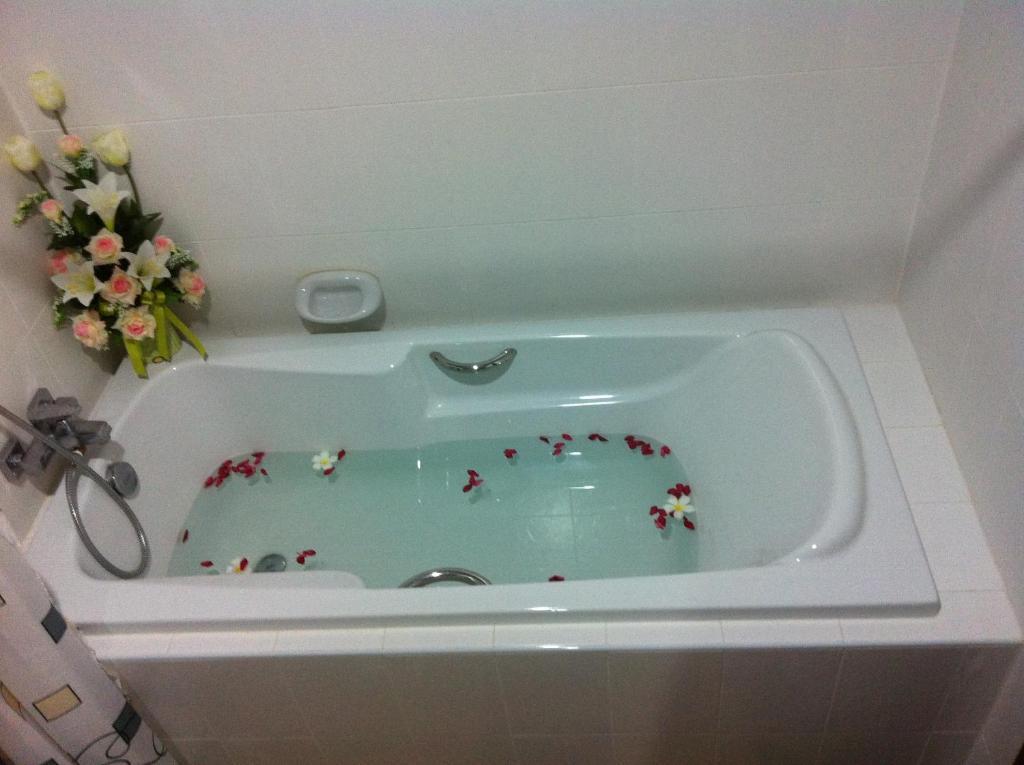 Haru Hara Hotel Nakhon Si Thammarat Bilik gambar