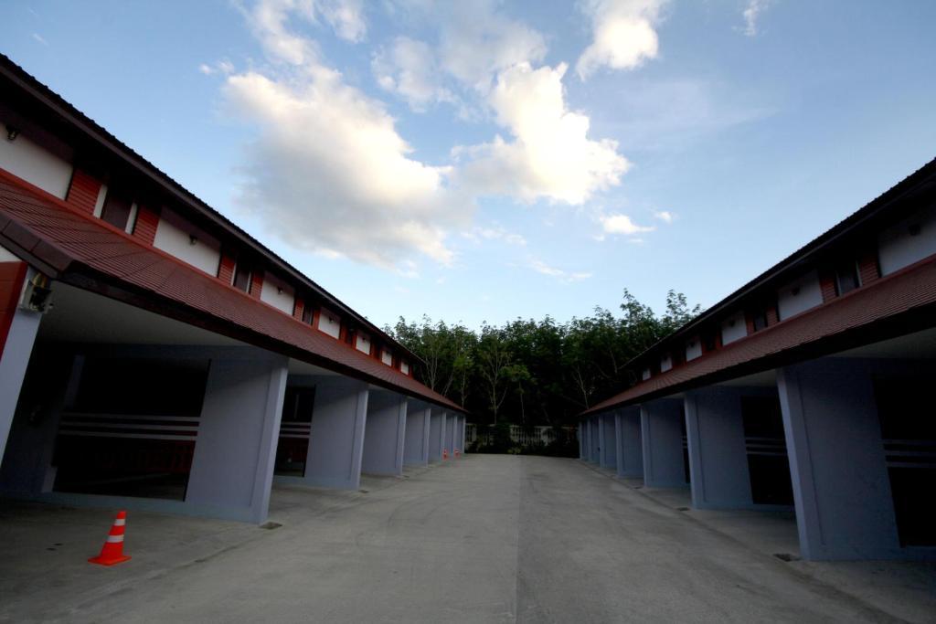 Haru Hara Hotel Nakhon Si Thammarat Bilik gambar
