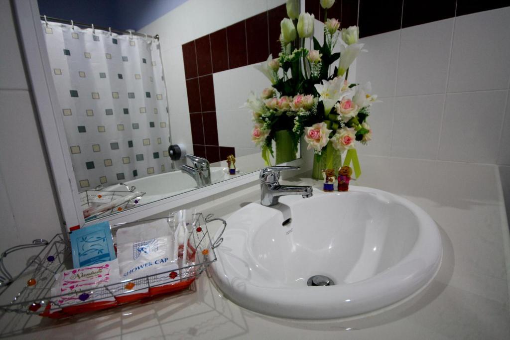 Haru Hara Hotel Nakhon Si Thammarat Bilik gambar